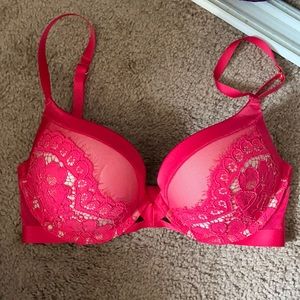 Victoria’s Secret Red 32D Very Sexy Push Up
